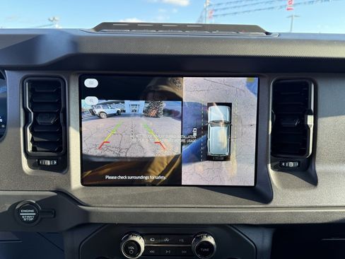 New 2025 Ford Bronco Badlands image 23