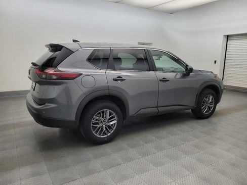 Used 2024 Nissan Rogue S AWD/4WD image 10