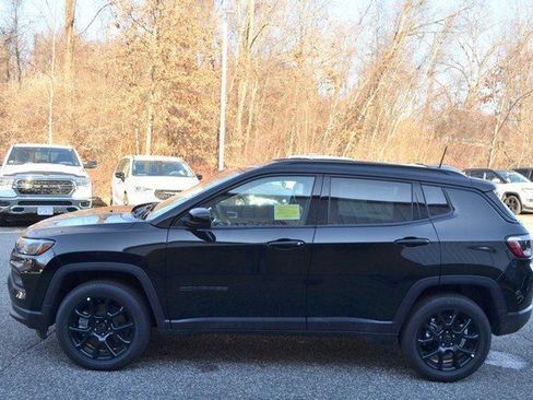 New 2026 Jeep Compass Latitude image 5