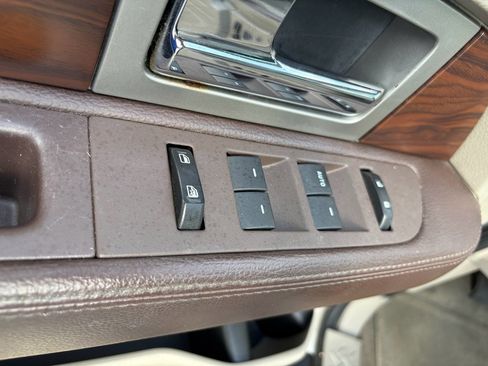 Used 2010 Ford F150 Platinum image 11