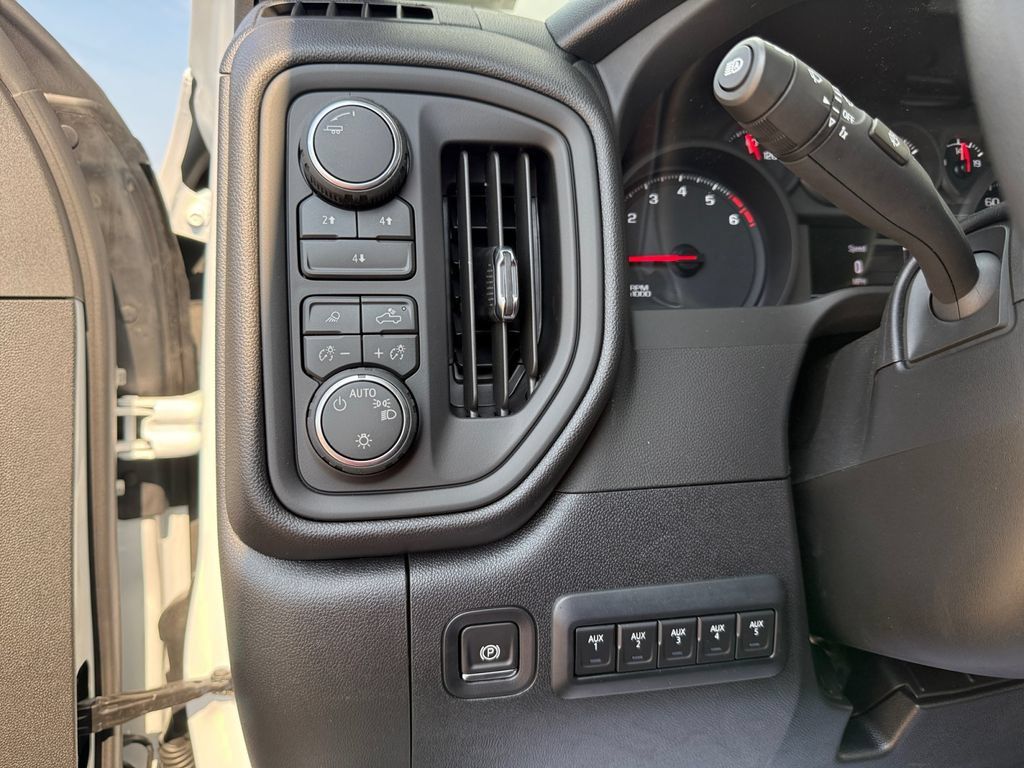 New 2026 Chevrolet Silverado 2500 W/T w/ WT Convenience Package AWD/4WD image 15