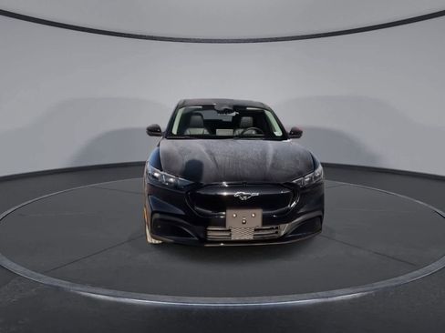 Used 2025 Ford Mustang Mach-E Premium image 3