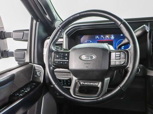 Used 2025 Ford F250 Platinum AWD/4WD image 13