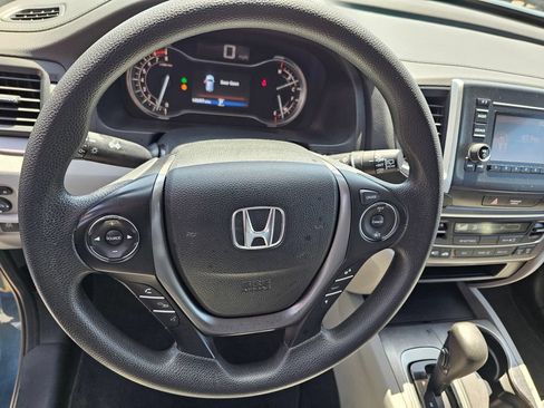 Used 2016 Honda Pilot LX image 24