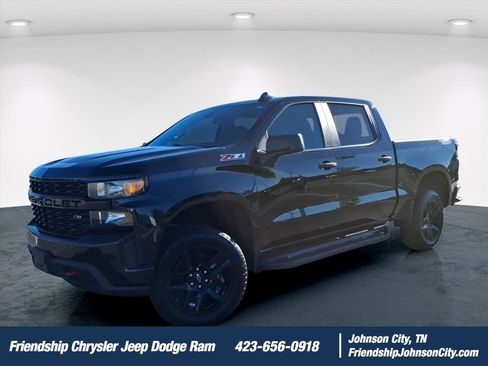 Used 2021 Chevrolet Silverado 1500 Custom Trail Boss w/ Midnight Edition image 1
