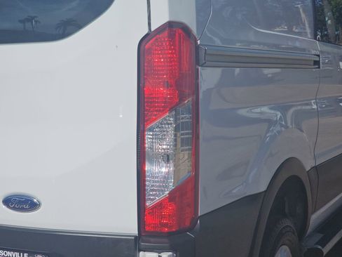 Used 2024 Ford Transit 250 Low Roof w/ Exterior Upgrade Package image 32
