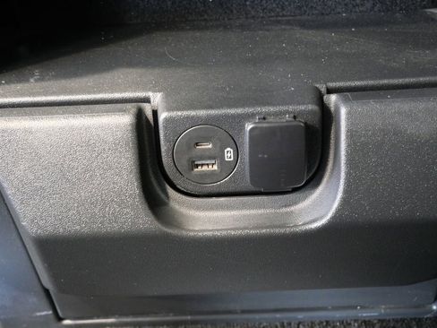 Used 2021 Ford F150 XLT w/ Equipment Group 302A High image 31