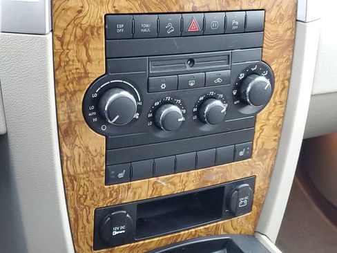 Used 2009 Jeep Grand Cherokee Limited w/ Quadra-Drive II 4X4 Group image 19