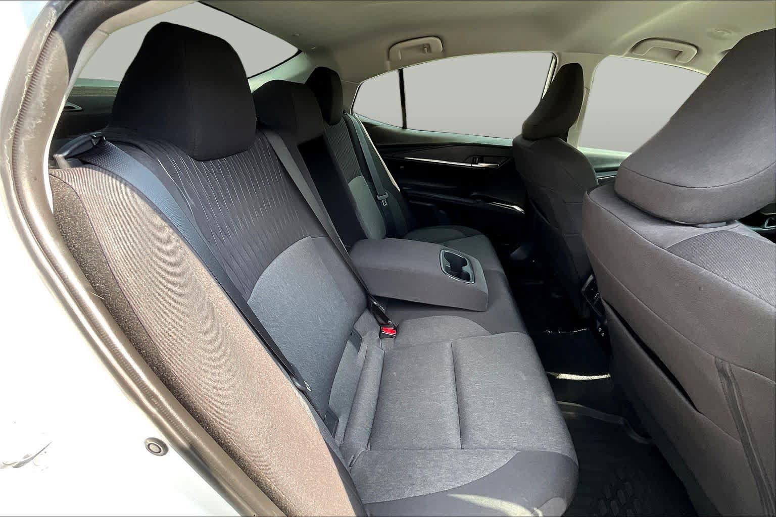 Used 2025 Toyota Camry LE w/ Convenience Package AWD/4WD image 39
