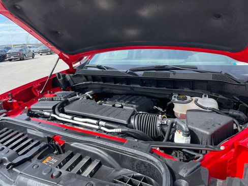 Used 2024 Chevrolet Silverado 1500 LT image 30