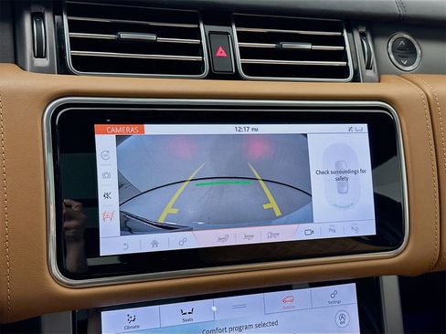 Used 2021 Land Rover Range Rover SV Autobiography Dynamic image 15