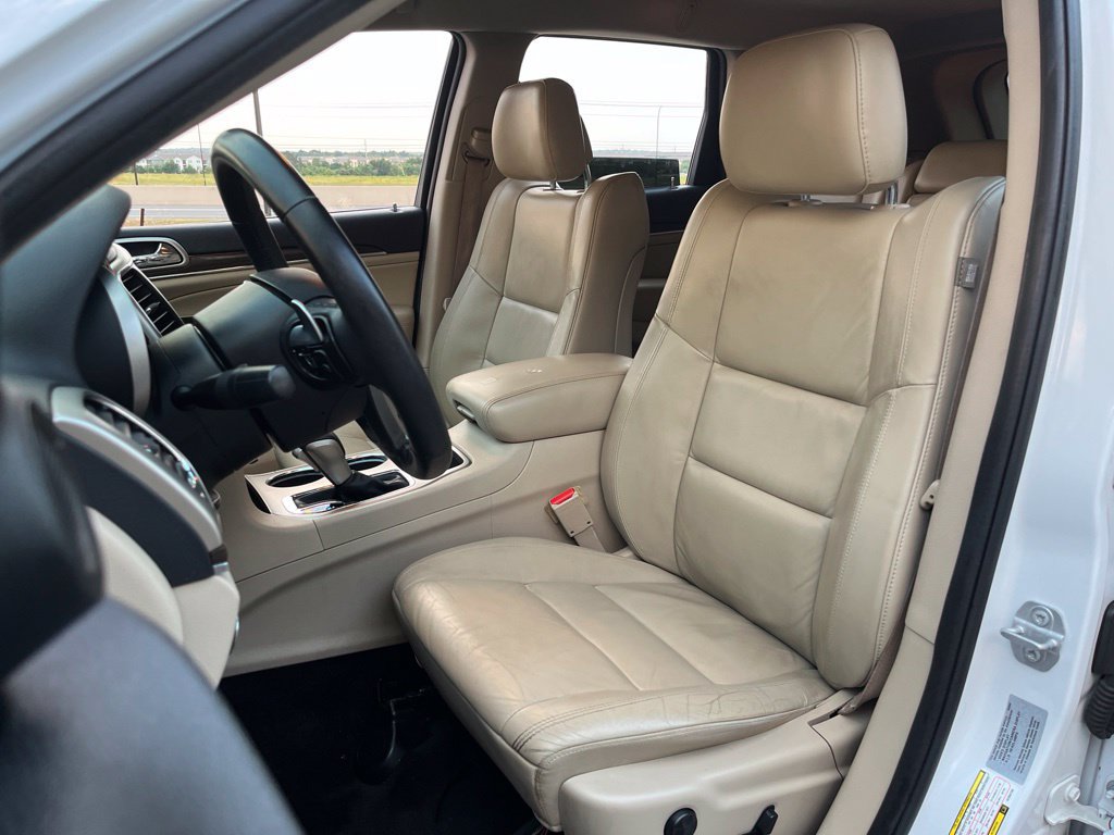 Used 2017 Jeep Grand Cherokee Limited RWD image 26