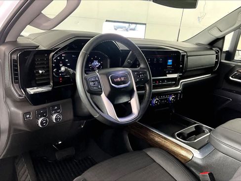 Certified 2025 GMC Sierra 3500 SLE w/ SLE Value Package AWD/4WD image 17