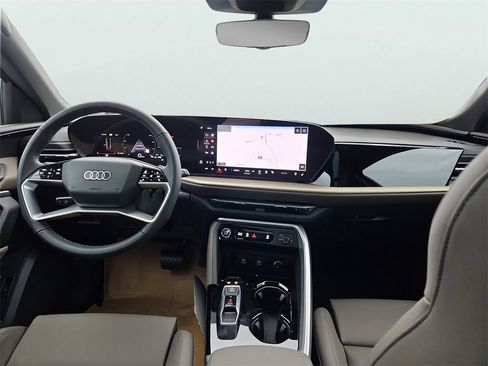 New 2025 Audi Q5 Premium Plus image 5