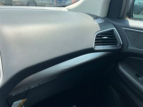 New 2024 Ford Edge SE image 30