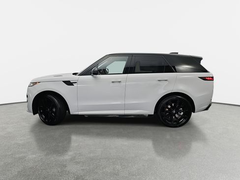 New 2025 Land Rover Range Rover Sport Dynamic SE image 8