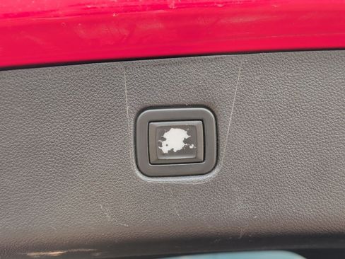Used 2022 Chevrolet Blazer RS FWD image 29