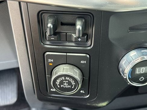 Used 2021 Ford F150 Lariat w/ Equipment Group 501A Mid image 21