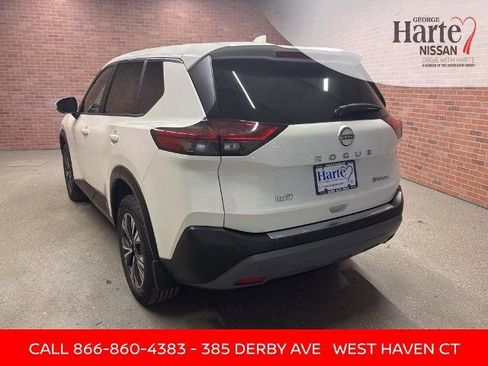 Certified 2023 Nissan Rogue SV image 4