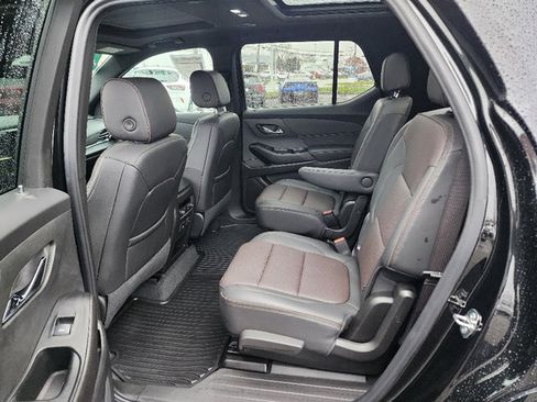 Certified 2023 Chevrolet Traverse High Country image 34
