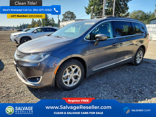 Used 2017 Chrysler Pacifica Touring-L w/ Tire & Wheel Group FWD image 1