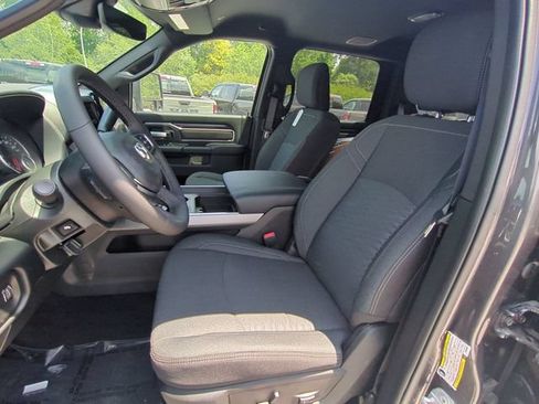 New 2026 RAM 2500 Big Horn AWD/4WD image 16