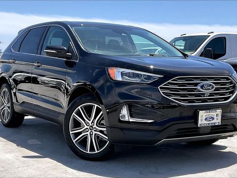 Certified 2024 Ford Edge Titanium w/ Equipment Group 301A AWD/4WD image 21