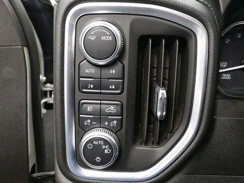 Used 2021 GMC Sierra 1500 Elevation w/ X31 Off-Road Package AWD/4WD image 12