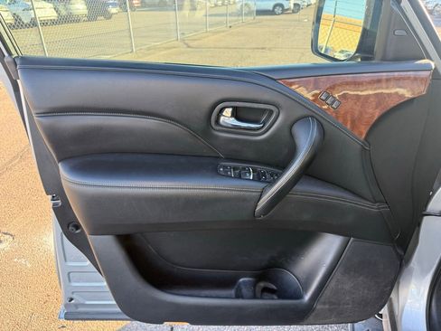 Used 2018 INFINITI QX80 2WD w/ Driver Assistance Package image 14