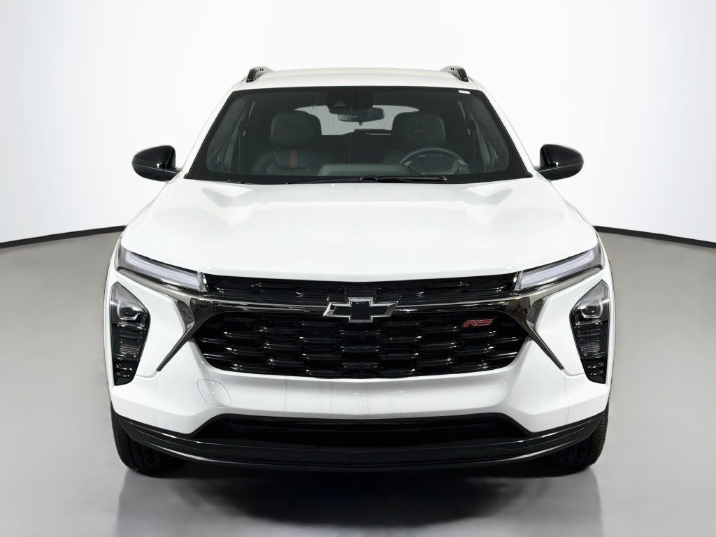 New 2026 Chevrolet Trax RS w/ Driver Confidence Package FWD image 2