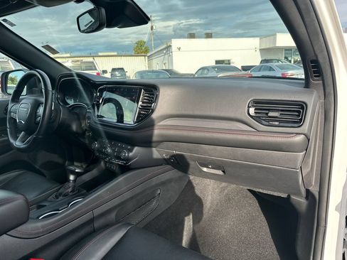 Used 2025 Dodge Durango GT AWD/4WD image 23