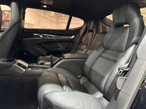 Used 2014 Porsche Panamera 4S Executive image 47
