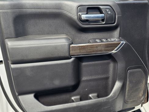 Used 2019 Chevrolet Silverado 1500 LT w/ All-Star Edition AWD/4WD image 9