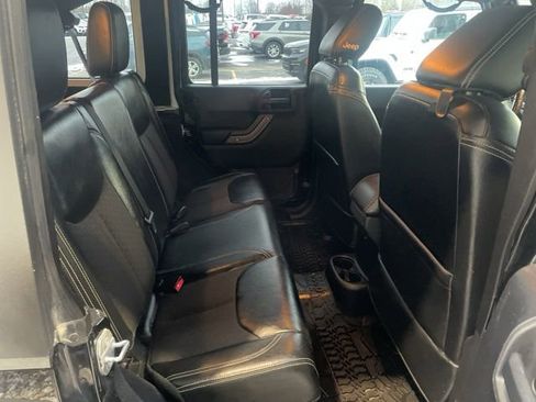 Used 2016 Jeep Wrangler Unlimited Sport image 13