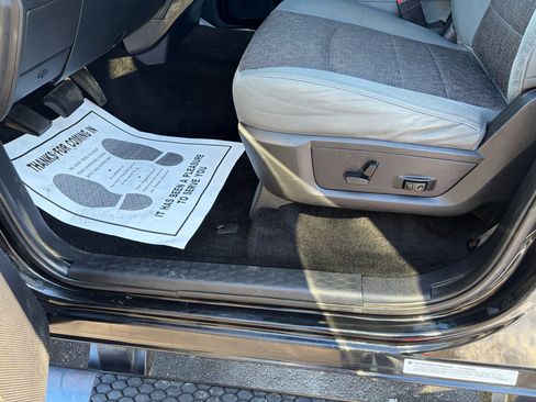 Used 2016 RAM 3500 Big Horn image 20