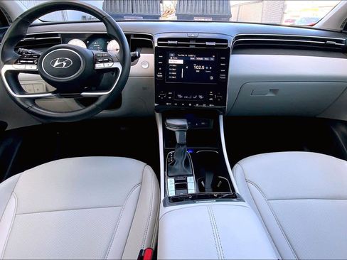 Used 2023 Hyundai Tucson SEL w/ Convenience Package image 16