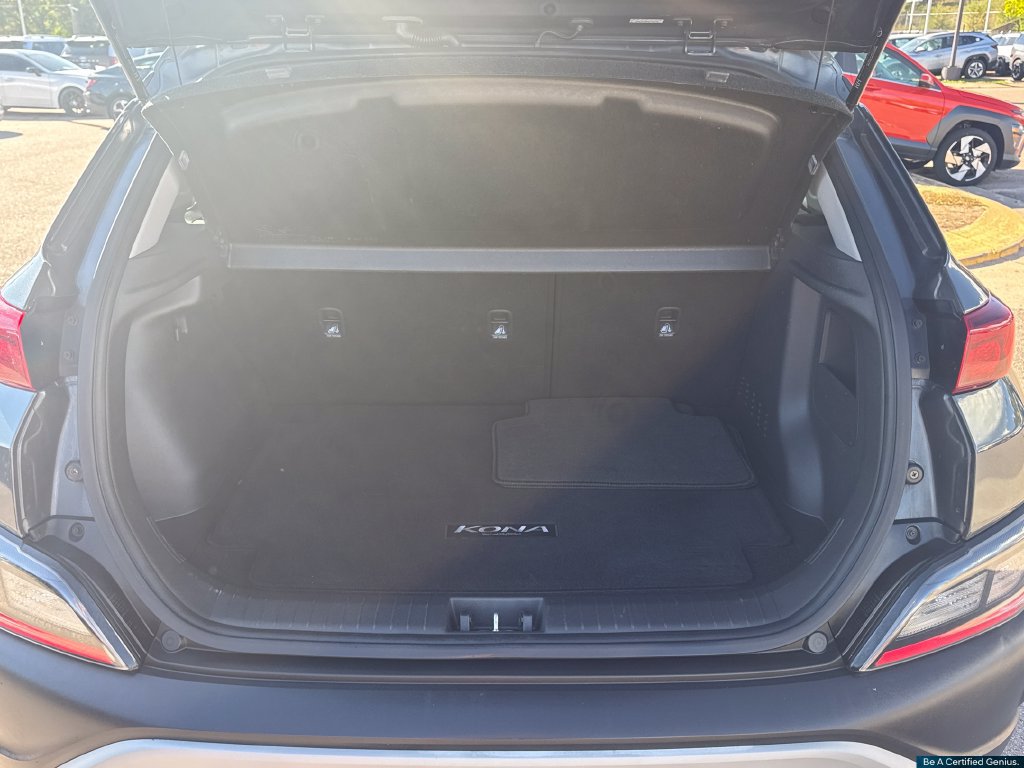 Certified 2022 Hyundai Kona SEL w/ Convenience Package AWD/4WD image 15