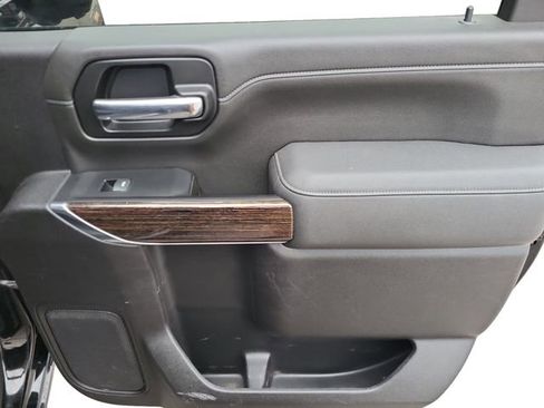 Used 2023 GMC Sierra 2500 SLE w/ SLE Value Package; image 23