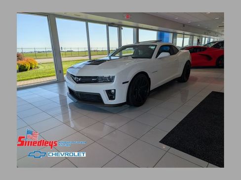 Used 2015 Chevrolet Camaro ZL1 RWD image 1