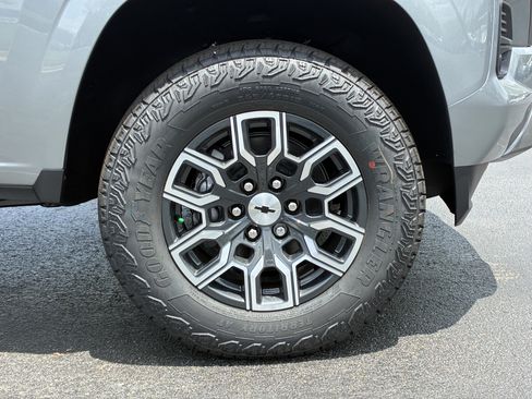 New 2026 Chevrolet Colorado Z71 w/ Z71 Convenience Package 2 AWD/4WD image 6