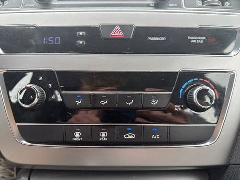 Used 2017 Hyundai Sonata SE FWD image 24