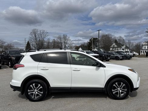 Used 2017 Toyota RAV4 LE w/ All Weather Liner Package image 8
