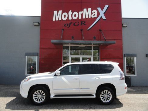 Used 2019 Lexus GX 460 Premium AWD/4WD image 6