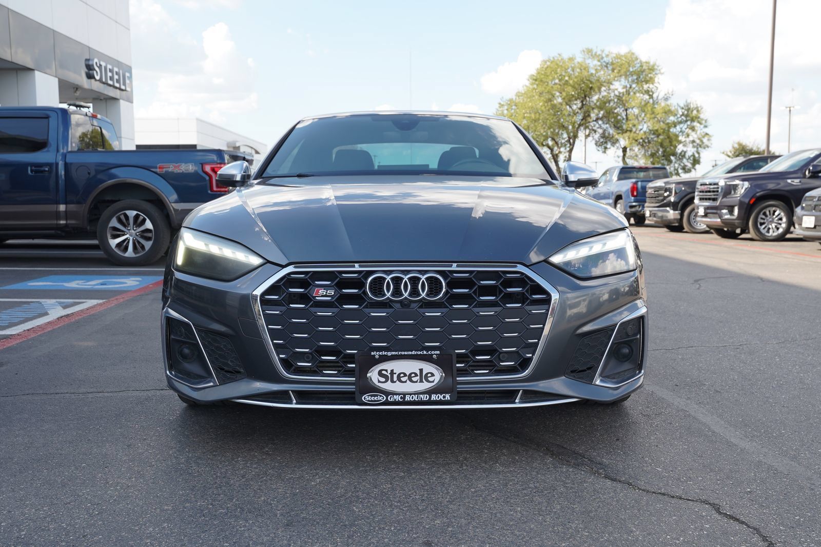 Used 2022 Audi S5 Premium w/ Convenience Package AWD/4WD image 2