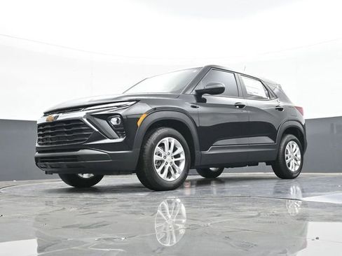 New 2026 Chevrolet TrailBlazer LS w/ LS Convenience Package FWD image 58