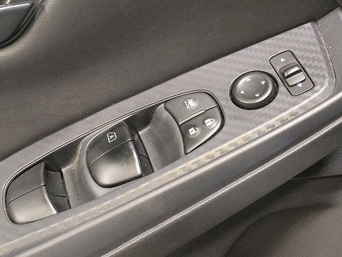 Used 2024 Nissan Sentra S FWD image 27