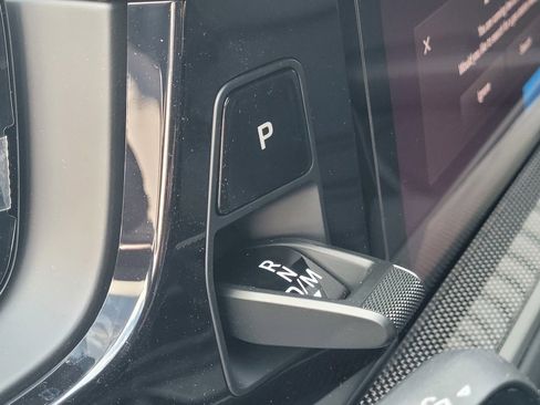 New 2025 Porsche Cayenne Turbo AWD/4WD image 23