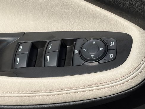Used 2024 Buick Encore GX Avenir w/ Avenir Technology Package FWD image 16