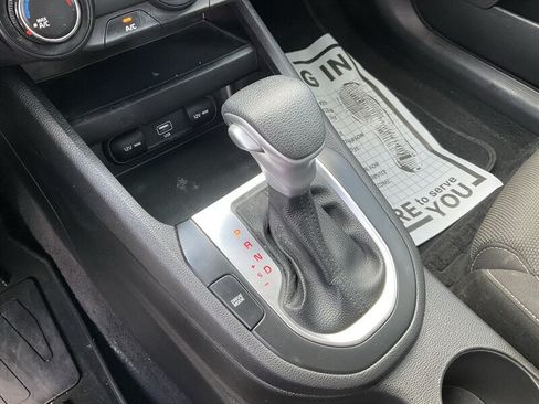 Used 2023 Kia Forte LXS FWD image 35