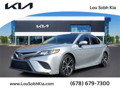 Used 2018 Toyota Camry SE